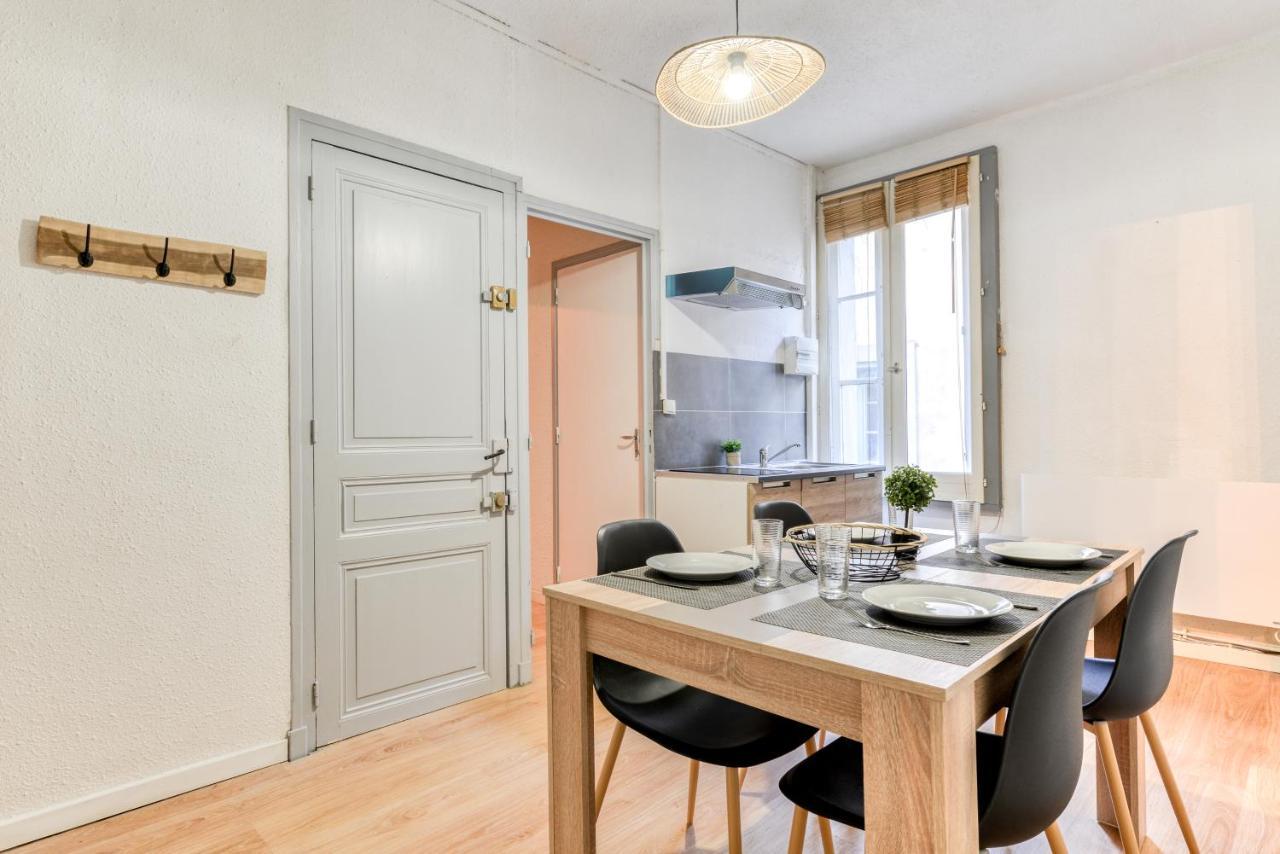 Appartamento Le Central - Wifi - Tout A Pied Carcassonne Esterno foto